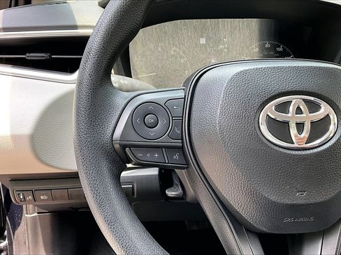 Used 2024 Toyota Corolla LE FWD image 10
