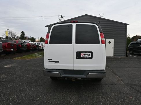 Used 2011 Chevrolet Express 3500 LT w/ LT Preferred Equipment Group RWD image 9