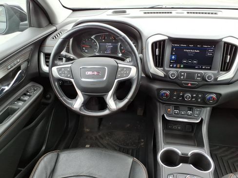 Used 2021 GMC Terrain SLT AWD/4WD image 17