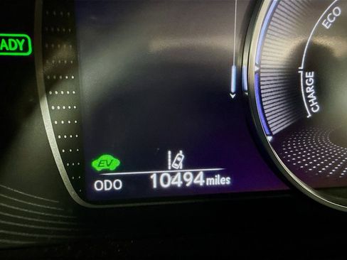 Used 2025 Lexus ES 300h w/ Premium Package image 12