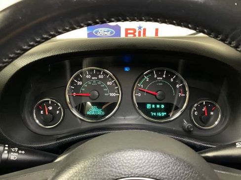 Used 2018 Jeep Wrangler Unlimited Sahara w/ Connectivity Group image 24