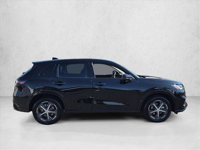 Certified 2024 Honda HR-V EX-L image 4