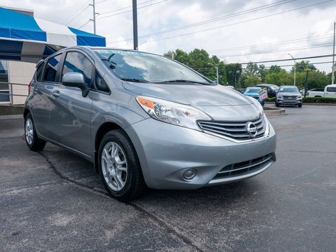 Used 2014 Nissan Versa Note SV w/ Convenience Package FWD image 2