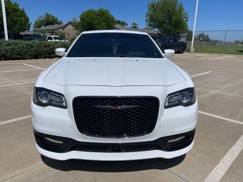 Used 2023 Chrysler 300 S w/ Comfort Group image 2