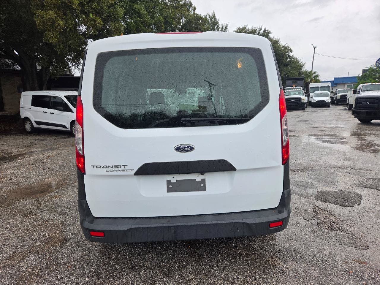 Used 2016 Ford Transit Connect XL FWD image 10