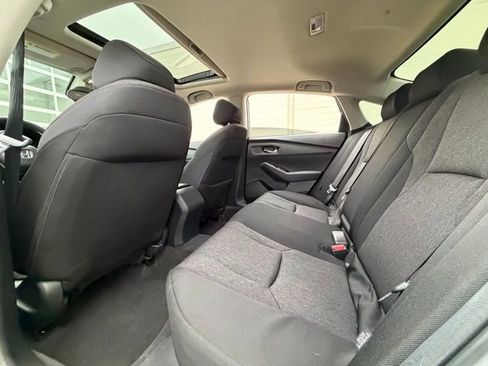 Used 2023 Honda Accord EX image 32