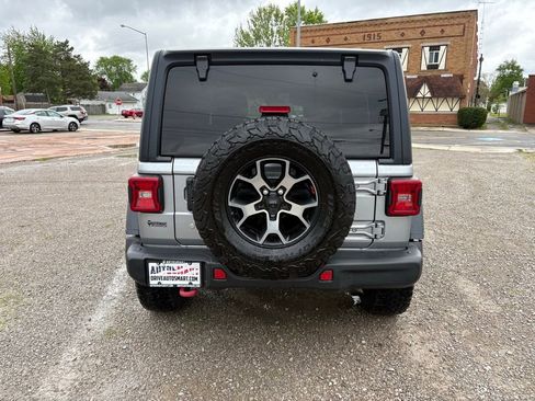 Used 2018 Jeep Wrangler Unlimited Rubicon w/ Steel Bumper Group AWD/4WD image 4