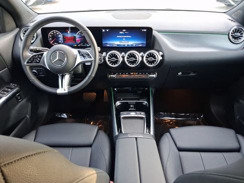 Used 2025 Mercedes-Benz GLA 250 4MATIC w/ Winter Package image 11