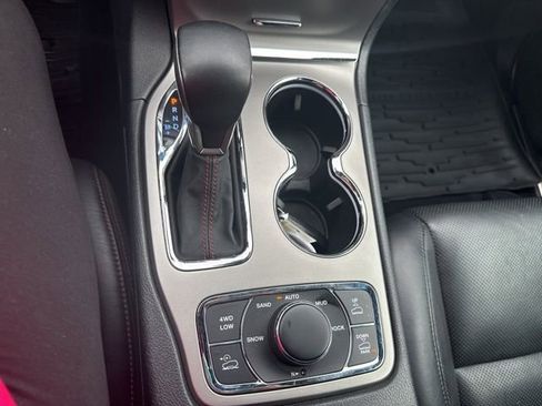 Used 2019 Jeep Grand Cherokee Trailhawk w/ Trailhawk Luxury Group image 25