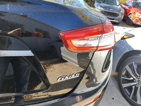Used 2015 Maserati Ghibli image 24