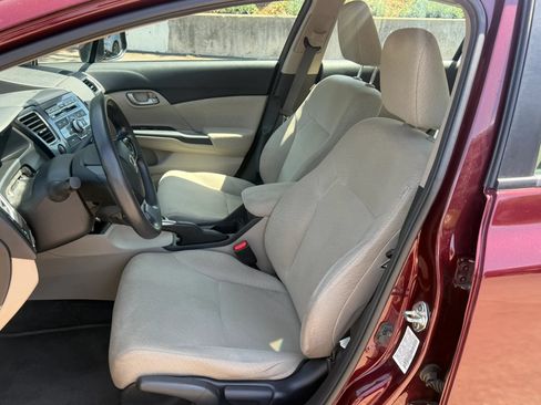 Used 2013 Honda Civic LX image 9