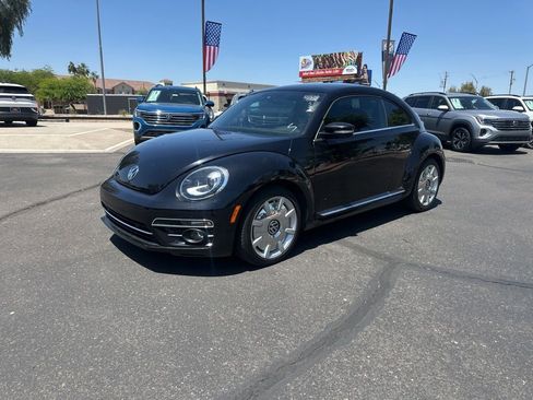 Used 2018 Volkswagen Beetle 2.0T SE w/ SE Premium Package FWD image 1