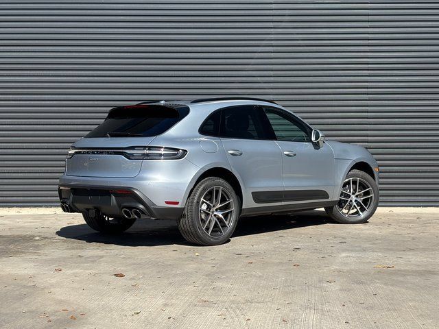 Used 2026 Porsche Macan AWD/4WD image 7