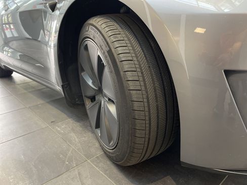 Used 2024 Tesla Model 3 Long Range RWD image 13