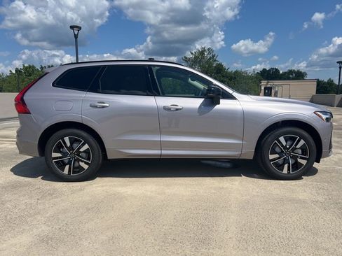New 2026 Volvo XC60 B5 Plus w/ Climate Package image 9