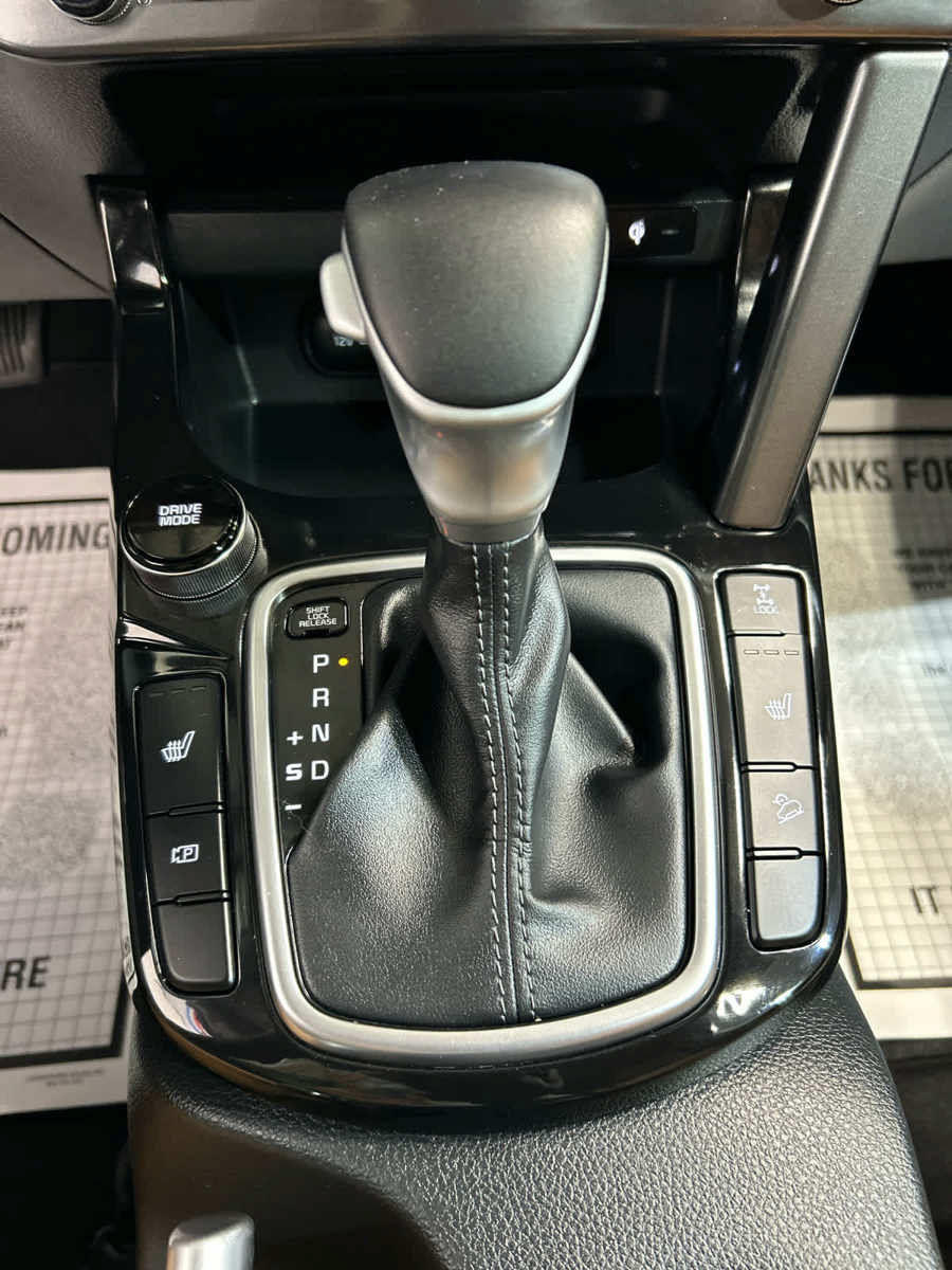 Used 2024 Kia Seltos EX AWD/4WD image 8