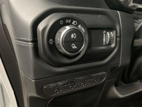 Used 2026 Jeep Gladiator Rubicon AWD/4WD image 22