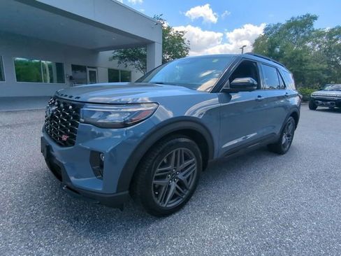 New 2026 Ford Explorer ST AWD/4WD image 9