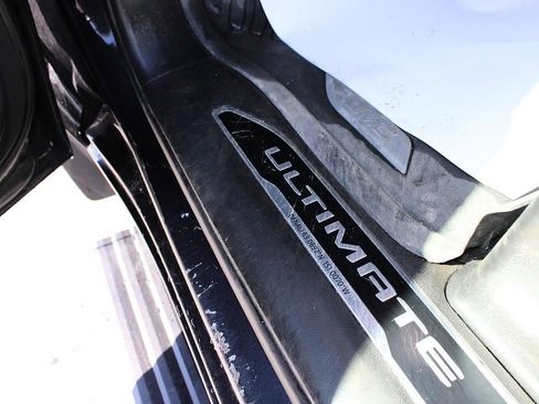 Used 2024 GMC Sierra 2500 Denali Ultimate image 25