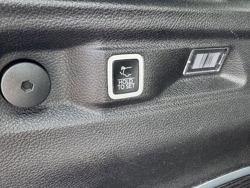 Used 2022 Jeep Grand Cherokee L Limited AWD/4WD image 20