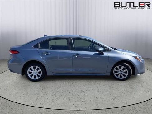 Certified 2025 Toyota Corolla LE image 6