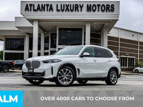 Used 2024 BMW X5 xDrive50e AWD/4WD image 3