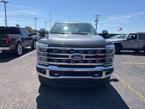 Used 2024 Ford F250 Lariat w/ Chrome Package AWD/4WD image 2