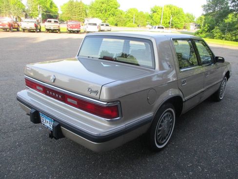 Used 1993 Dodge Dynasty FWD image 8