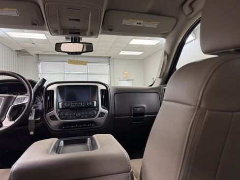 Used 2017 GMC Sierra 1500 SLT w/ Suspension Package, Off-Road image 22