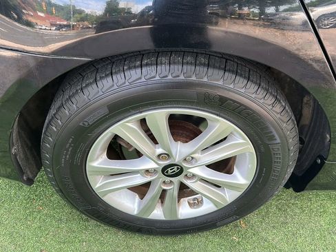Used 2012 Hyundai Sonata GLS w/ Popular Equipment Pkg FWD image 45