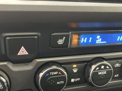 Used 2020 Toyota Tacoma TRD Sport w/ TRD Premium Sport Package image 22