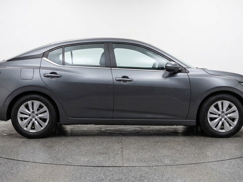 Used 2025 Nissan Sentra S FWD image 11