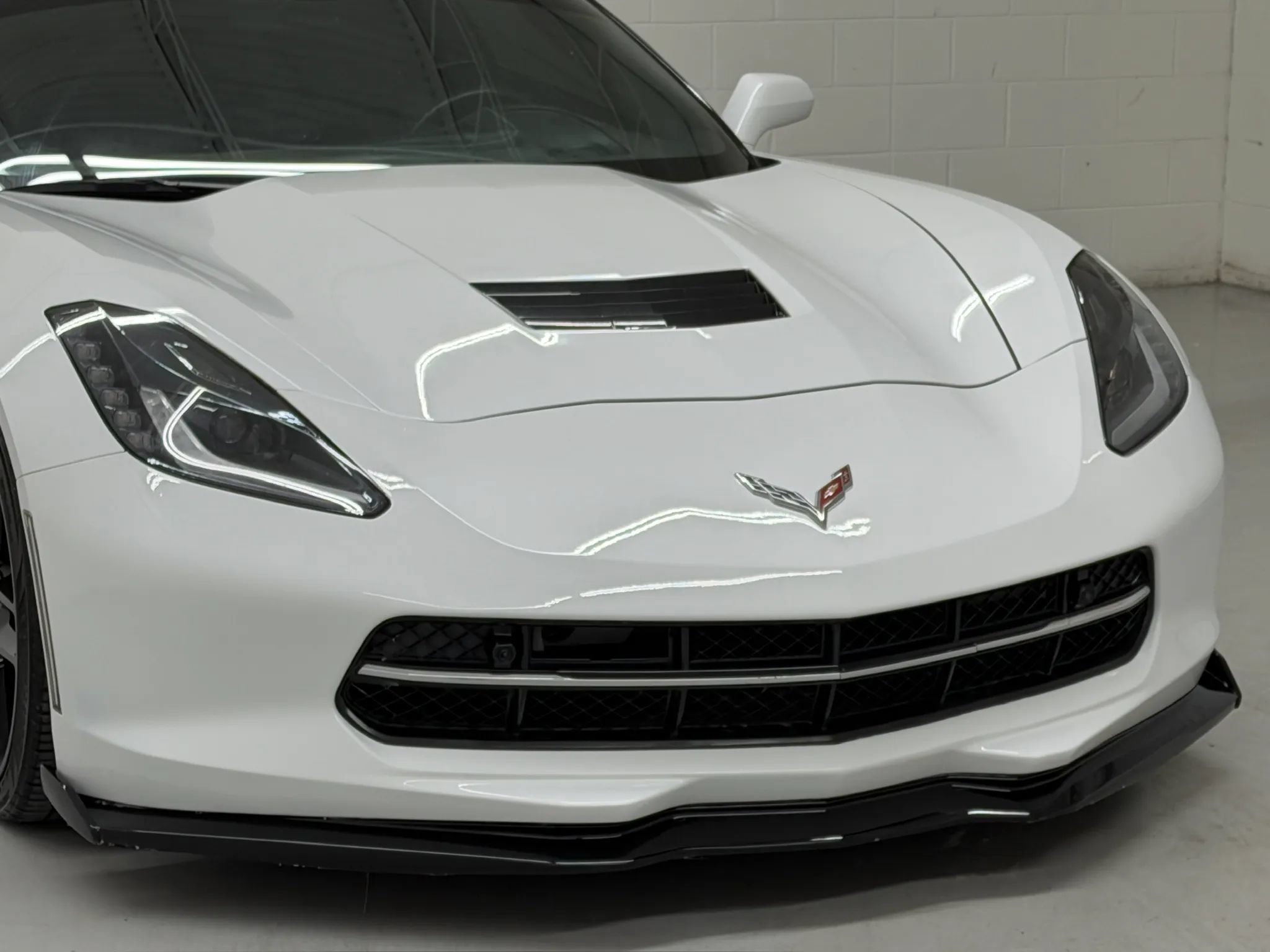 Used 2016 Chevrolet Corvette Stingray Coupe w/ 3LT Preferred Equipment Group RWD image 79