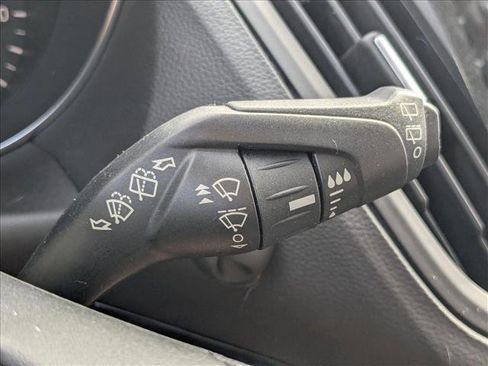 Used 2018 Ford Escape Titanium image 7