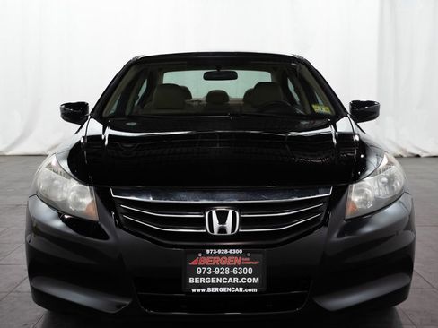 Used 2011 Honda Accord SE image 2