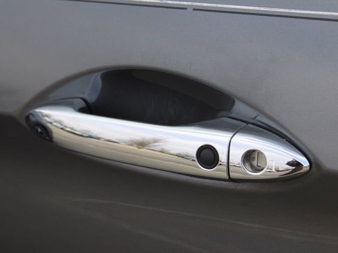 Used 2017 Honda Accord EX-L image 14