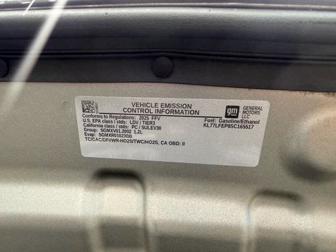 Used 2025 Chevrolet Trax LS image 22