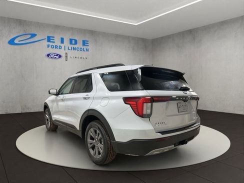 New 2026 Ford Explorer Active AWD/4WD image 5