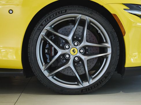 Used 2025 Ferrari Roma Spider RWD image 47