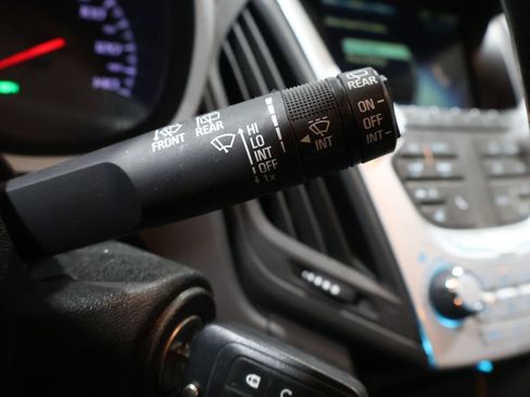 Used 2015 Chevrolet Equinox LT w/ Driver Convenience Package image 36