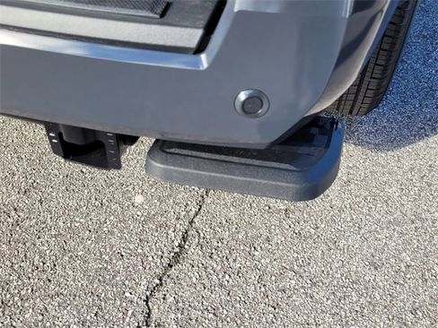 Used 2024 Toyota Tacoma Limited image 12