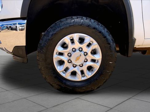 Used 2024 Chevrolet Silverado 2500 LT w/ All Star Edition AWD/4WD image 11