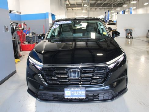 Used 2024 Honda CR-V EX image 3