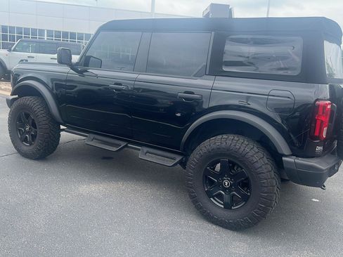 Used 2024 Ford Bronco Black Diamond AWD/4WD image 11