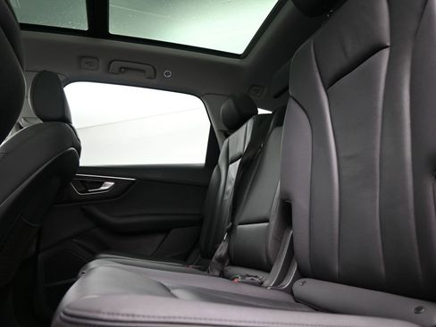 Used 2023 Audi Q7 3.0T Premium Plus image 18