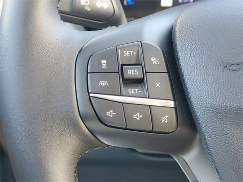 New 2025 Ford Maverick Lariat w/ 4K Tow Package image 18