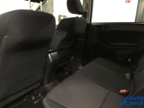 Used 2016 Subaru Forester 2.5i Premium w/ All-Weather Package AWD/4WD image 27