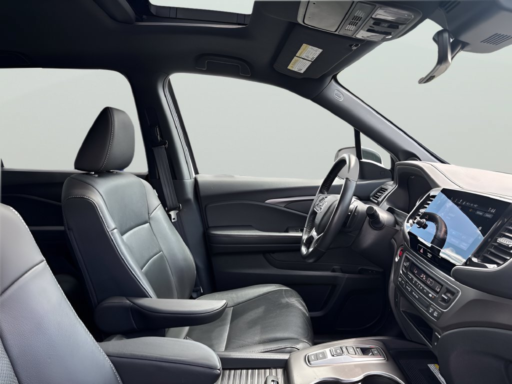 Certified 2023 Honda Passport EX-L image 18
