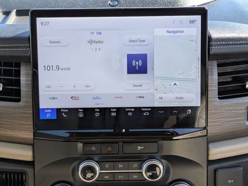 Certified 2024 Ford Expedition Limited image 18