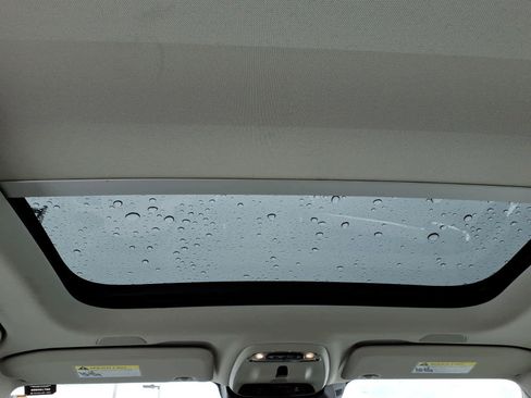 Used 2022 Volvo S60 B5 Inscription image 5